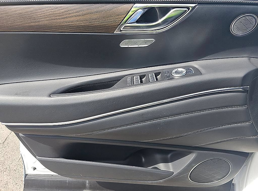 Used 2025 Genesis GV80 2.5T Select AWD/4WD image 5