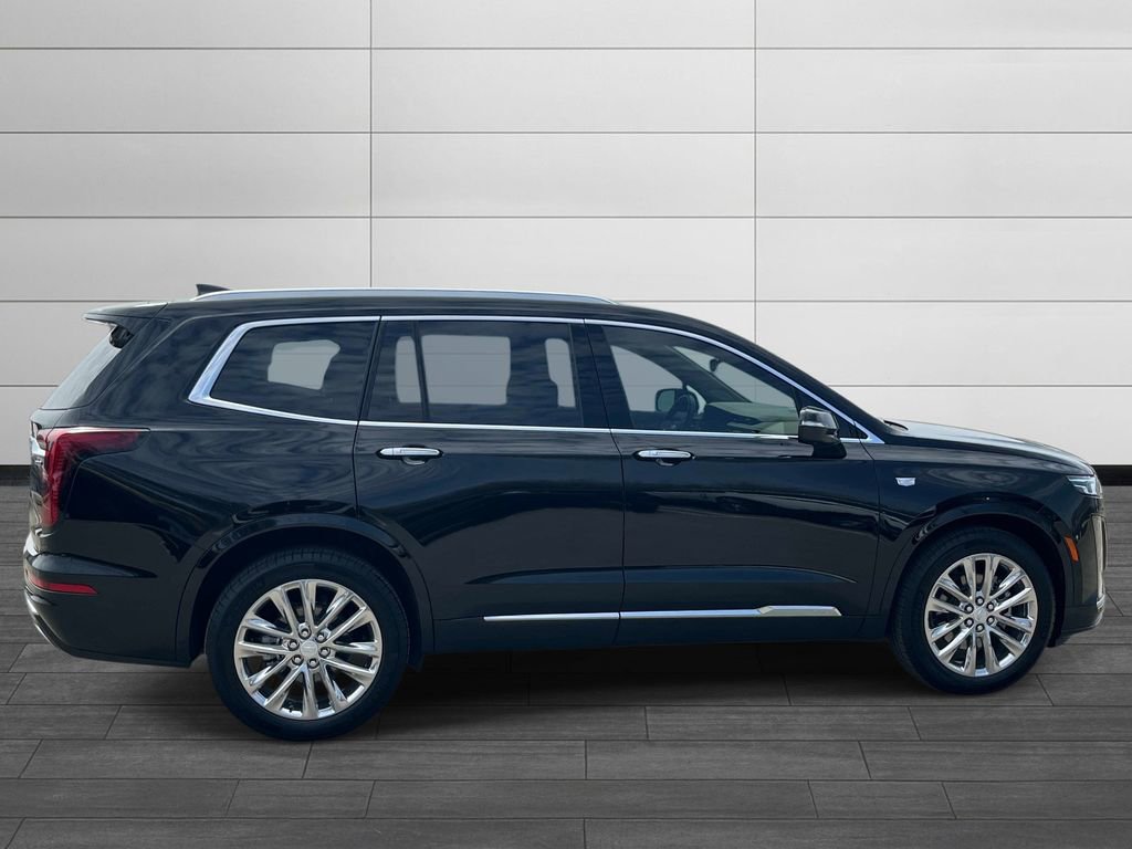 Certified 2025 Cadillac XT6 Premium Luxury w/ Platinum Package image 6