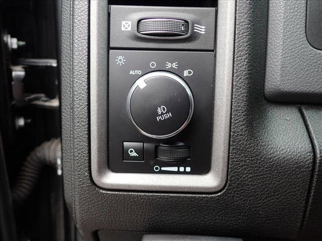 Used 2019 RAM 1500 Express w/ Express Value Package AWD/4WD image 21