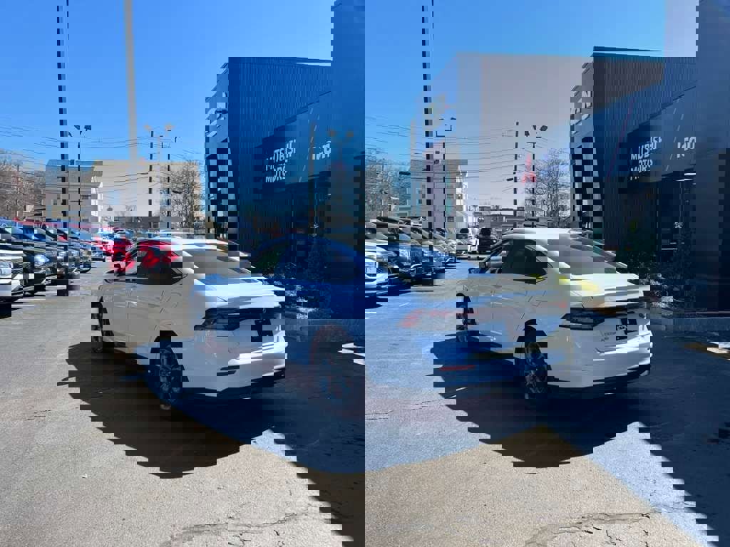 Used 2023 Honda Accord EX image 5