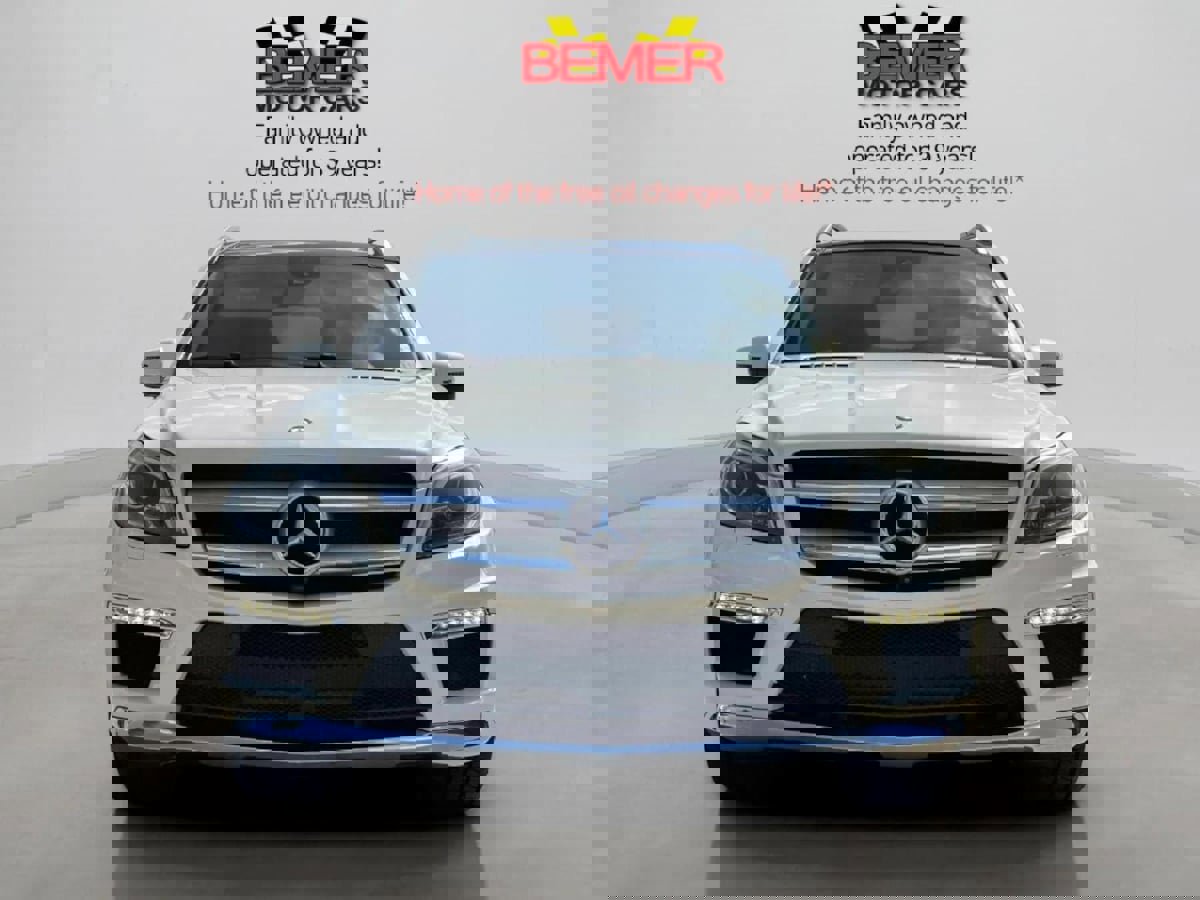 Used 2014 Mercedes-Benz GL 550 4MATIC image 8