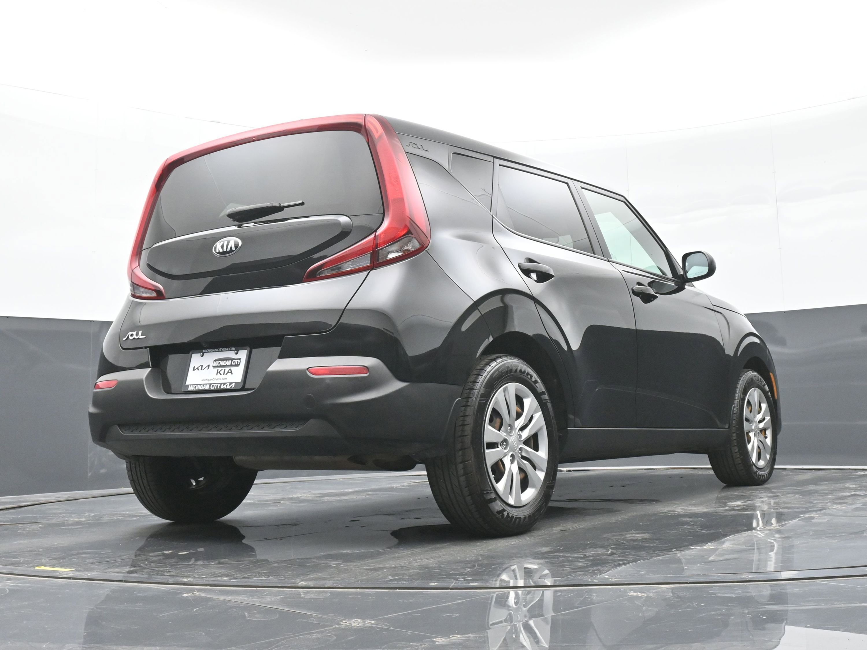 Used 2020 Kia Soul LX FWD image 43