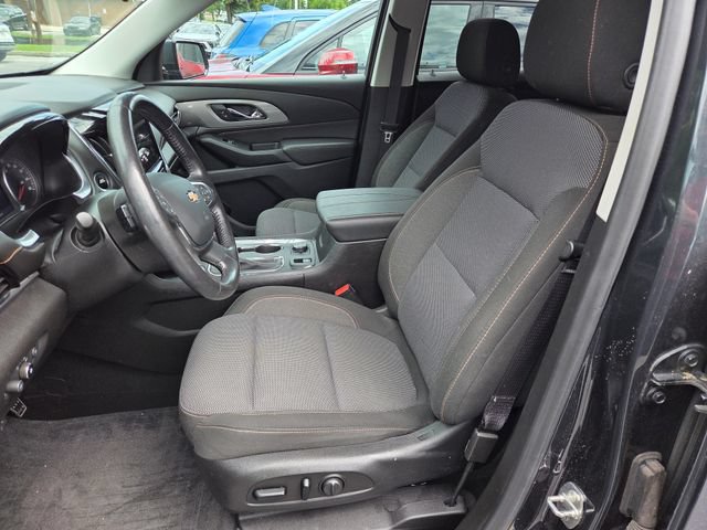 Used 2020 Chevrolet Traverse LT FWD image 10