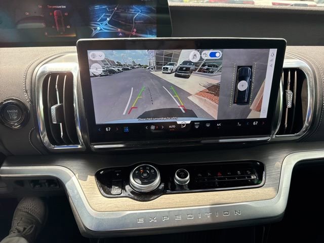 Used 2025 Ford Expedition Max Platinum AWD/4WD image 5