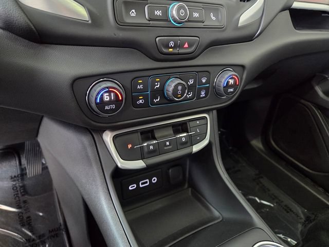 Used 2024 GMC Terrain SLE w/ Driver Convenience Package FWD image 25