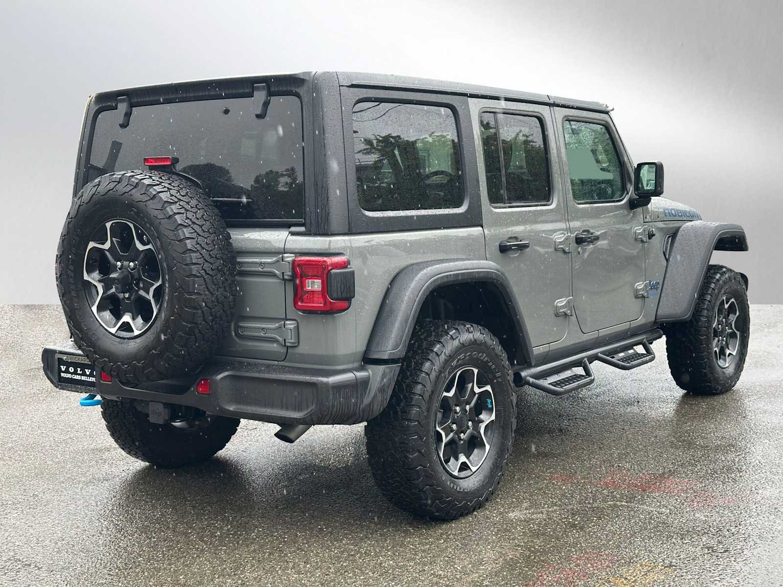 Used 2022 Jeep Wrangler Unlimited Rubicon 4xe AWD/4WD image 3