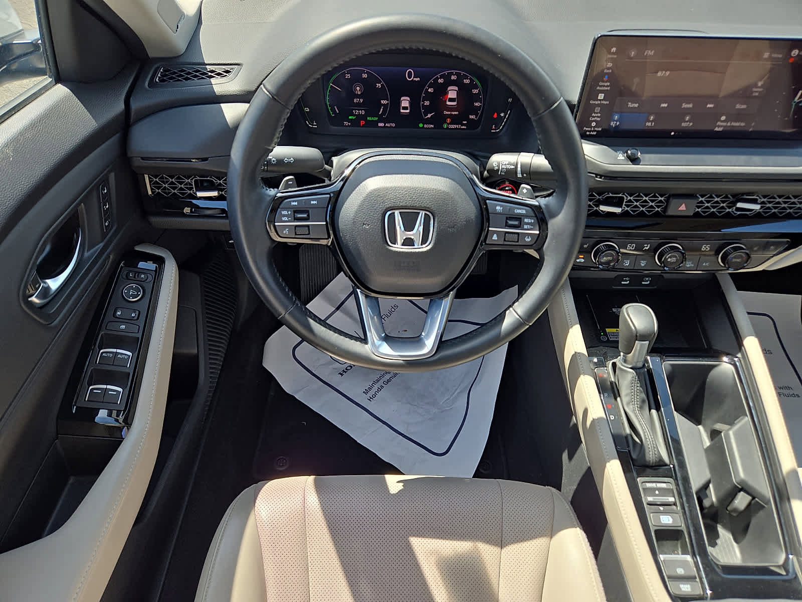 Used 2023 Honda Accord Touring image 12