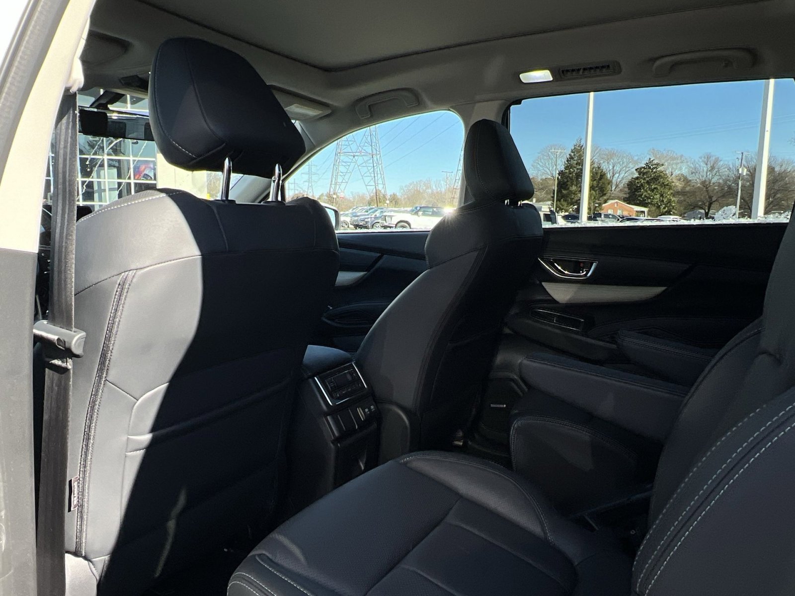 Used 2020 Subaru Ascent Limited w/ Technology Package image 27