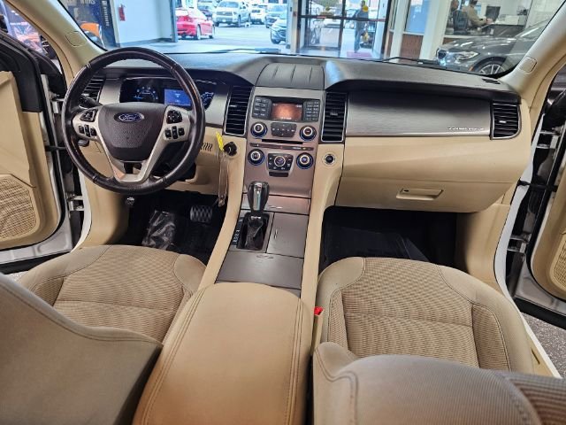 Used 2017 Ford Taurus SEL image 9