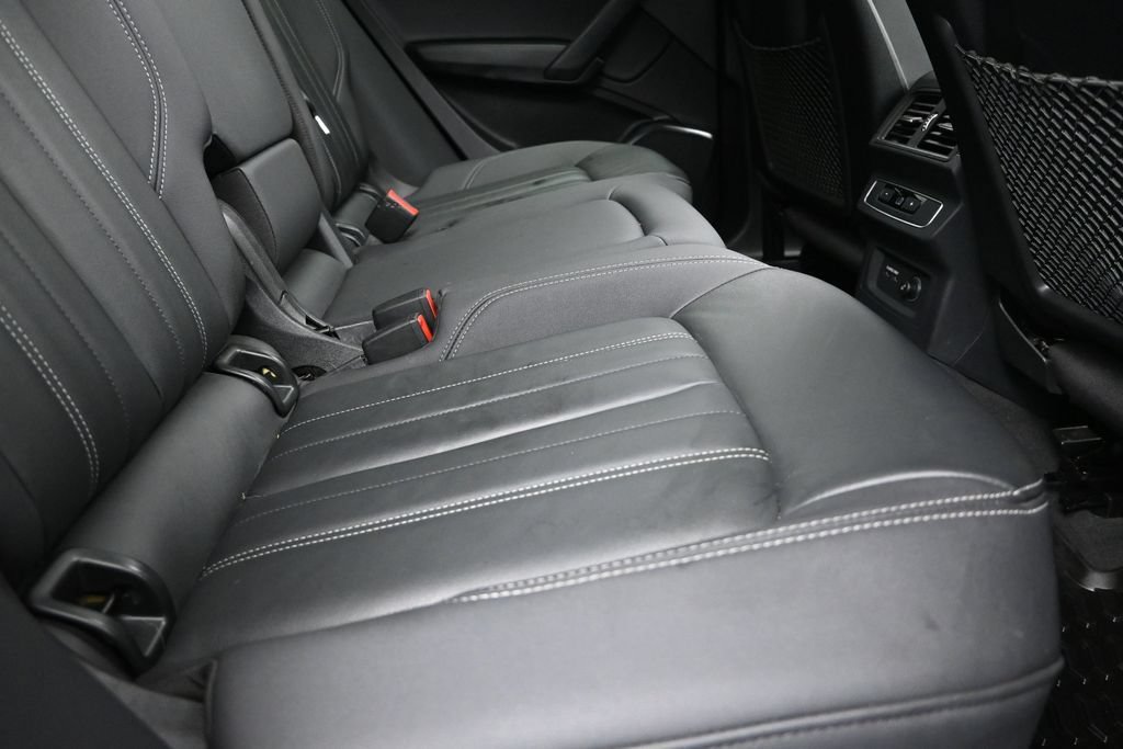 Used 2023 Audi Q5 2.0T Premium w/ Convenience Package AWD/4WD image 22