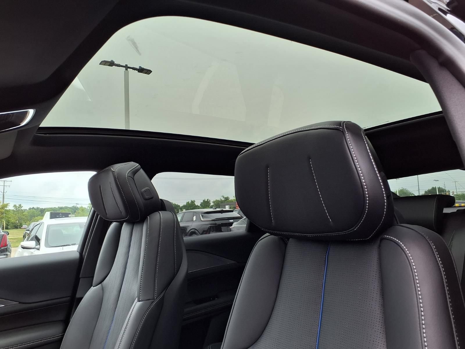 New 2027 Cadillac Lyriq Sport w/ LPO, Floor Liner Package AWD/4WD image 16