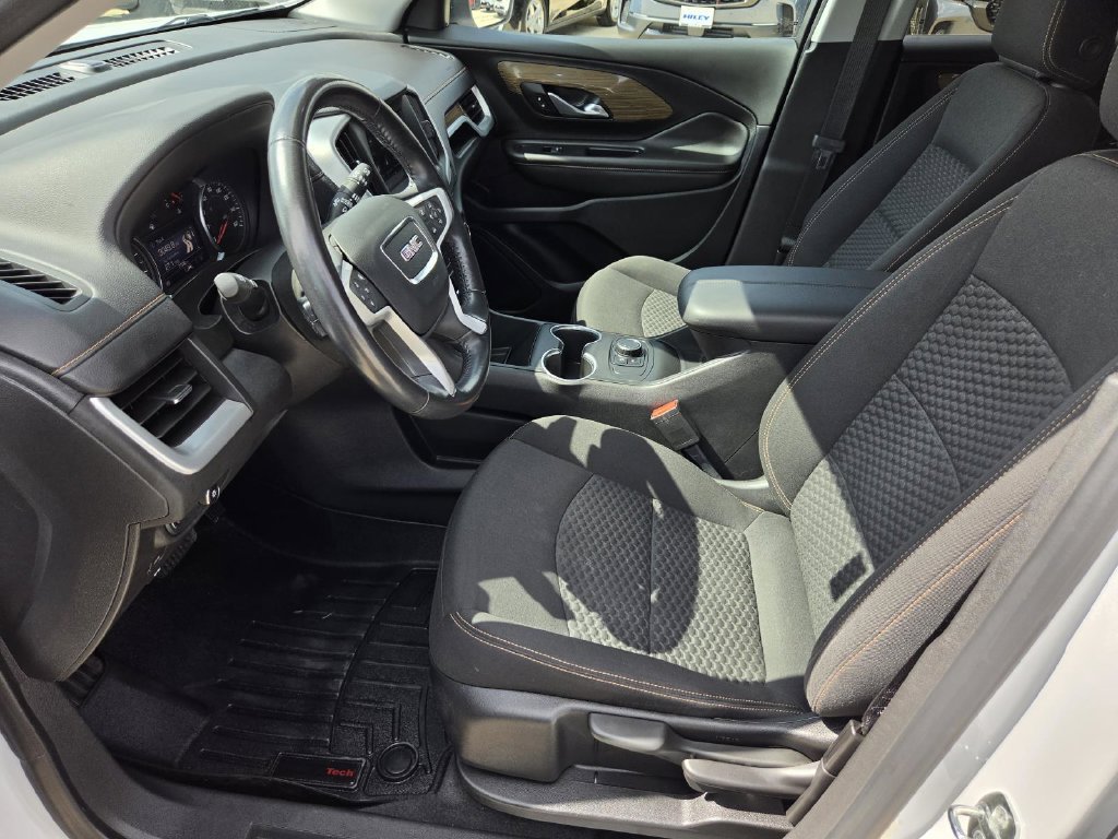 Used 2020 GMC Terrain SLE FWD image 18