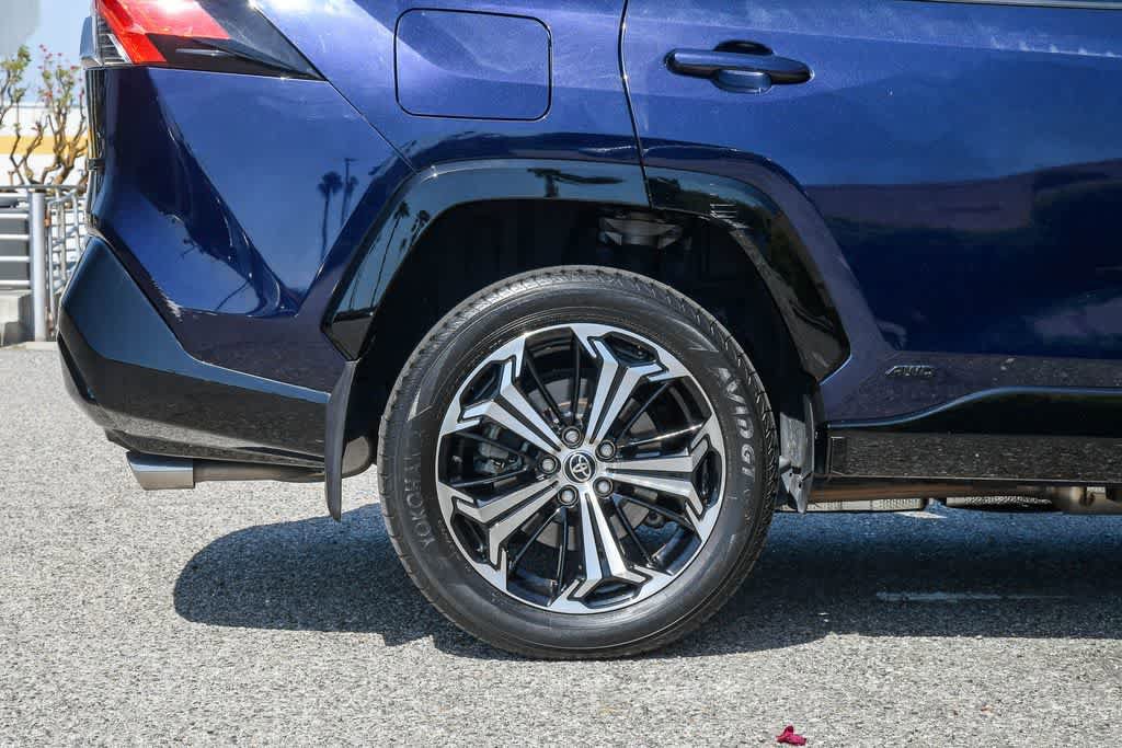 Used 2023 Toyota RAV4 XSE w/ Weather Package AWD/4WD image 10