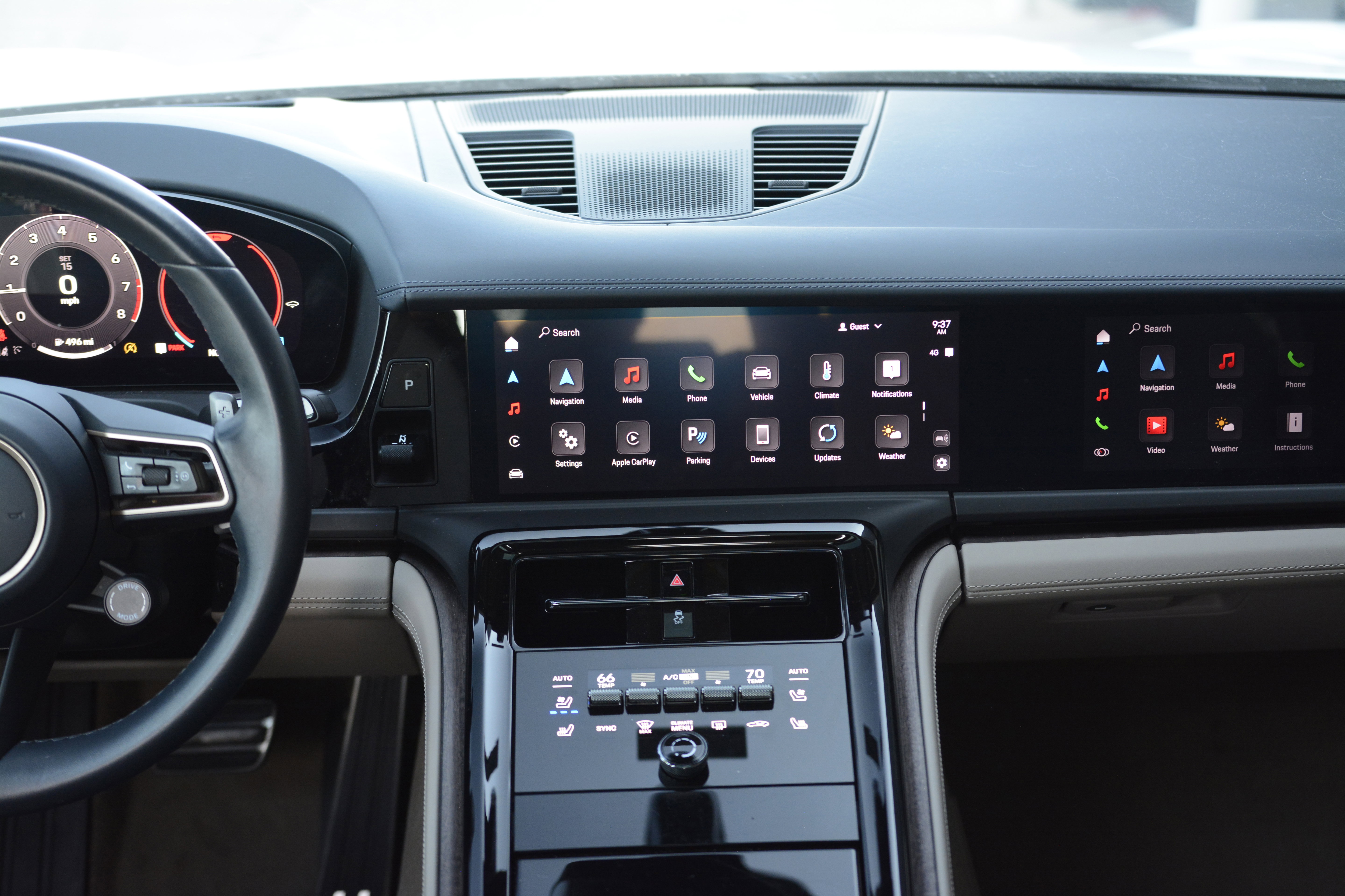 Certified 2024 Porsche Panamera 4 AWD/4WD image 19