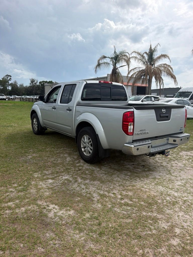 Used 2019 Nissan Frontier SV w/ Value Truck Package RWD image 3