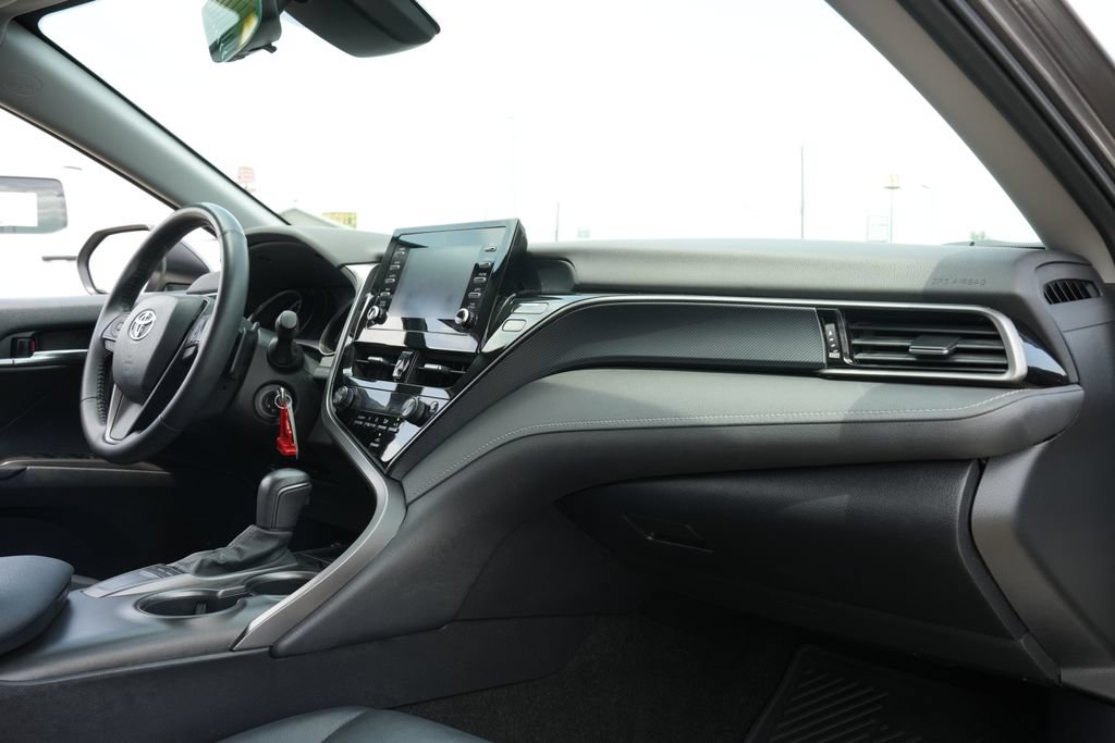 Used 2023 Toyota Camry SE FWD image 21