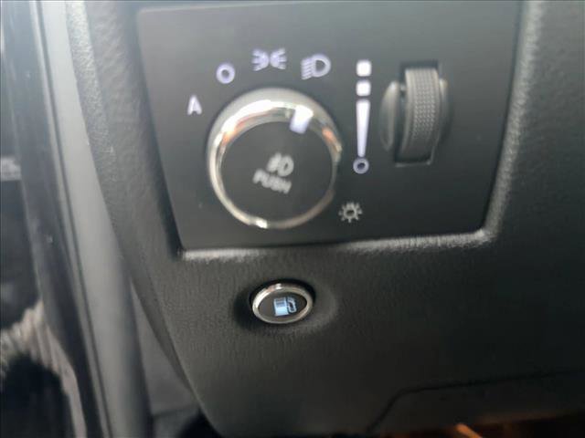 Used 2015 Jeep Grand Cherokee Limited image 28