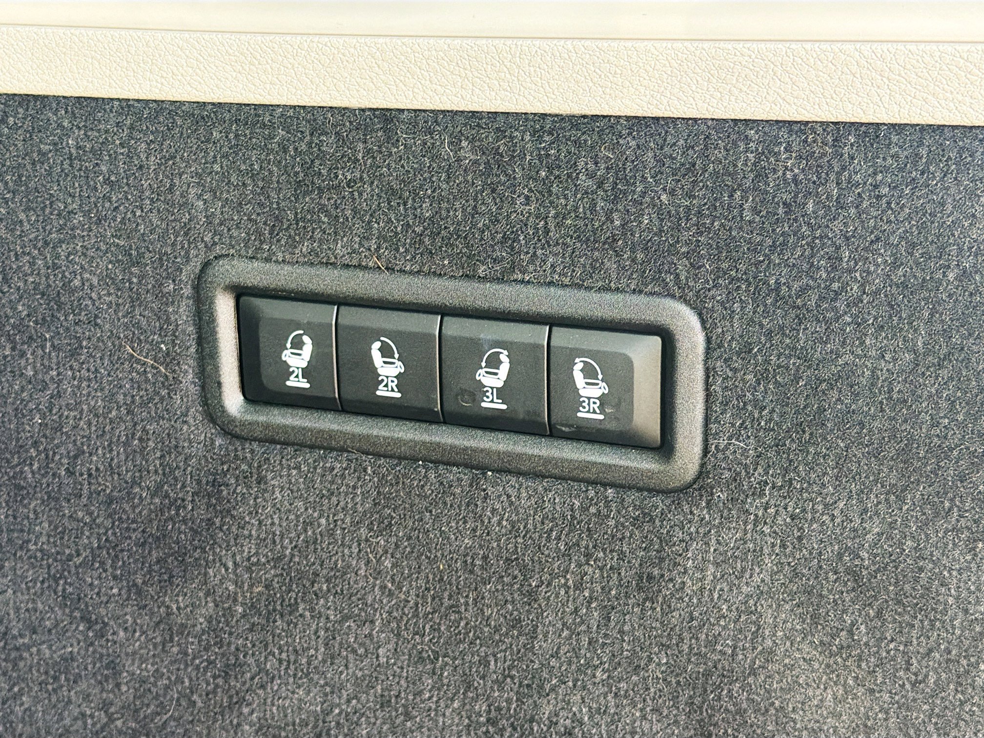 Used 2022 Jeep Grand Wagoneer Series I w/ Flexible Seating Group image 12