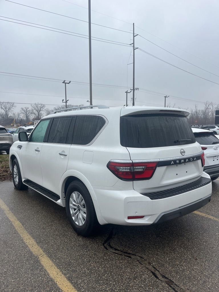 Used 2024 Nissan Armada SV image 7