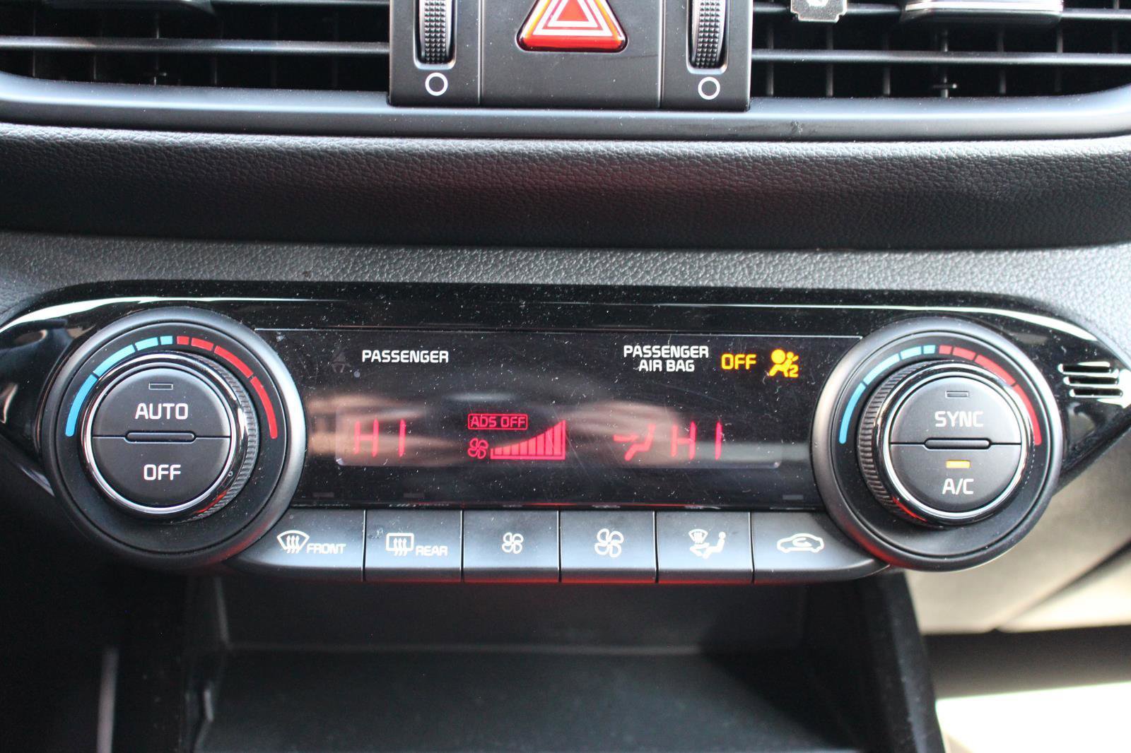 Used 2024 Kia Forte GT-Line image 24