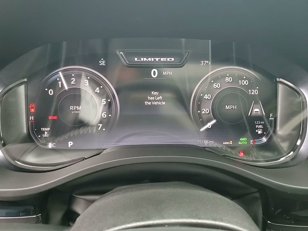 Used 2025 RAM 1500 Limited image 31