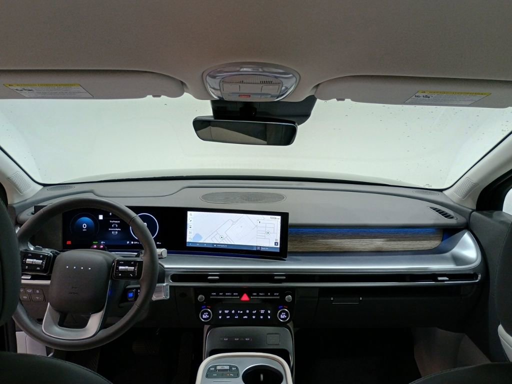 New 2026 Hyundai Ioniq 9 SEL image 16