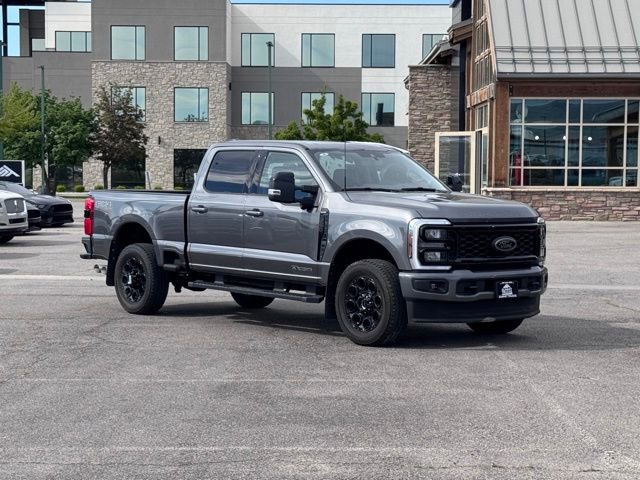 Used 2025 Ford F350 Lariat w/ Black Appearance Package AWD/4WD image 1