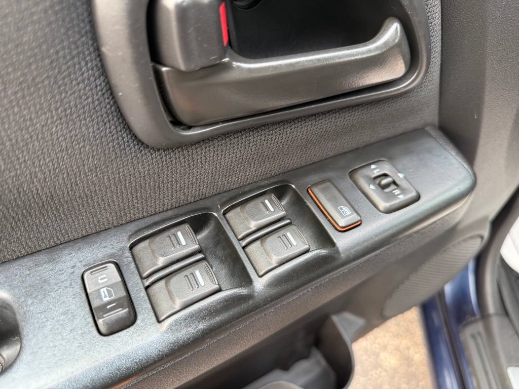Used 2007 Chevrolet Colorado LT w/ LT Preferred Equipment Group AWD/4WD image 15