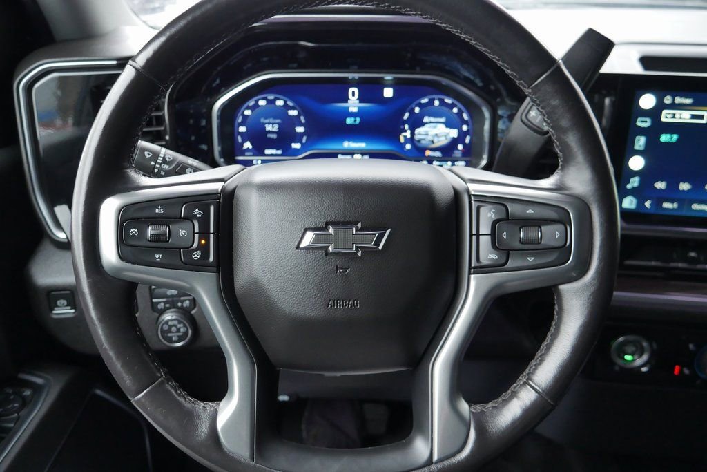 Used 2022 Chevrolet Silverado 1500 RST image 12