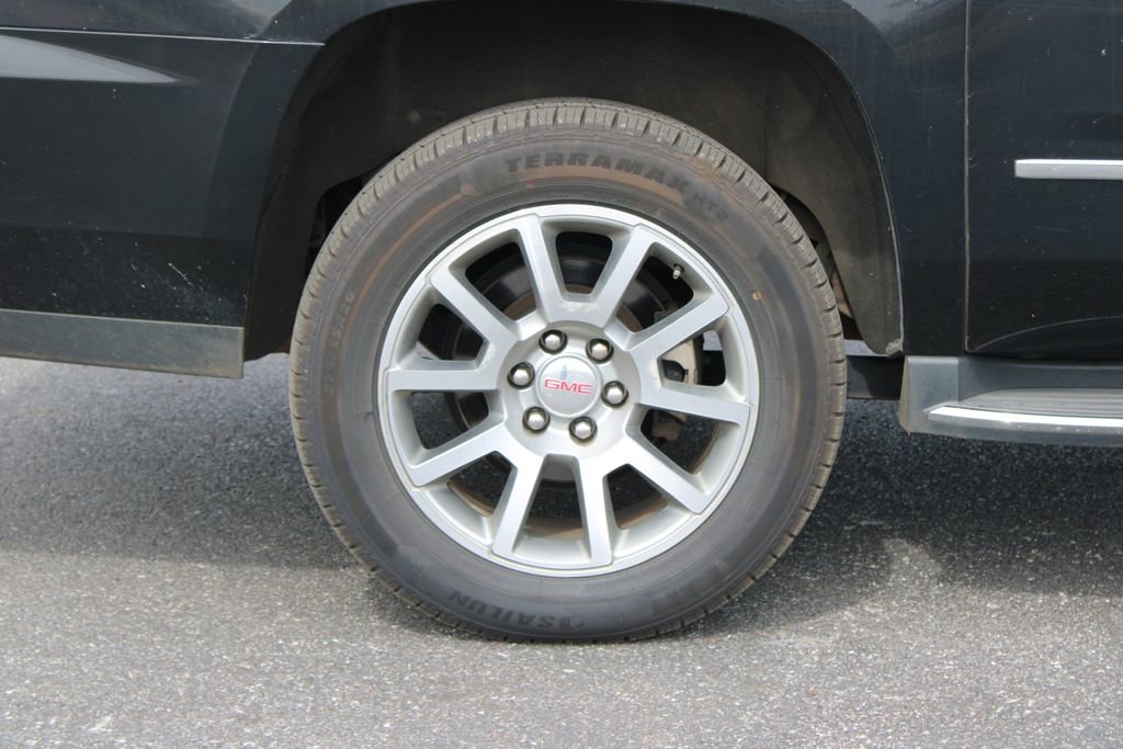 Used 2020 GMC Yukon XL Denali RWD image 12