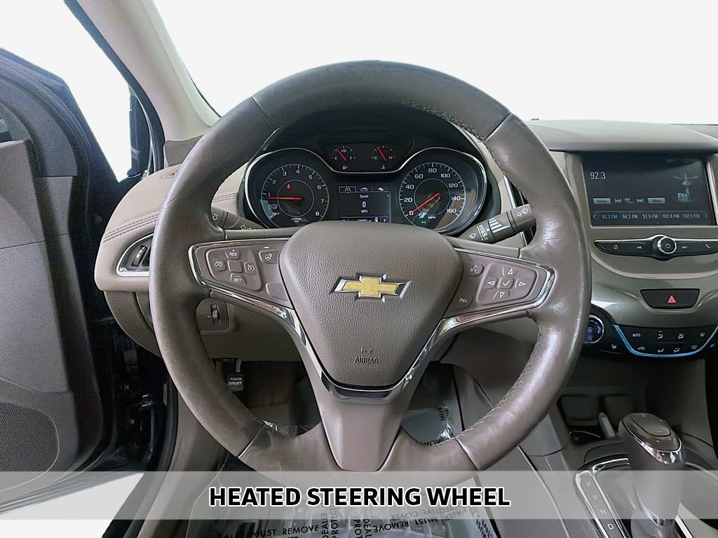 Used 2016 Chevrolet Cruze Premier w/ Enhanced Convenience Package FWD image 6