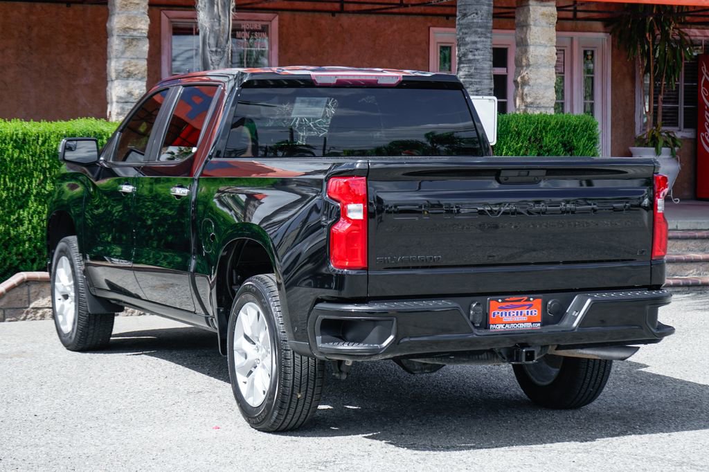 Used 2021 Chevrolet Silverado 1500 Custom w/ LPO, Blackout Package RWD image 6