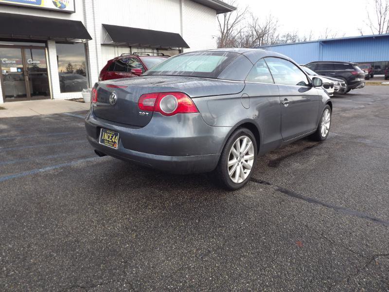 Used 2007 Volkswagen Eos 2.0T FWD image 5
