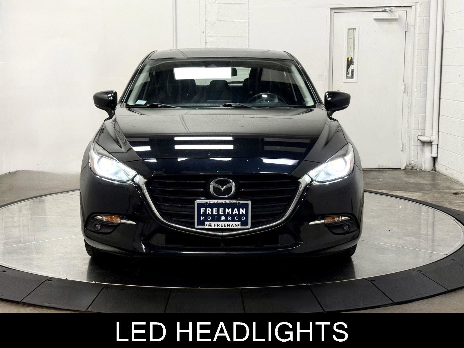 Used 2018 MAZDA MAZDA3 Grand Touring FWD image 3