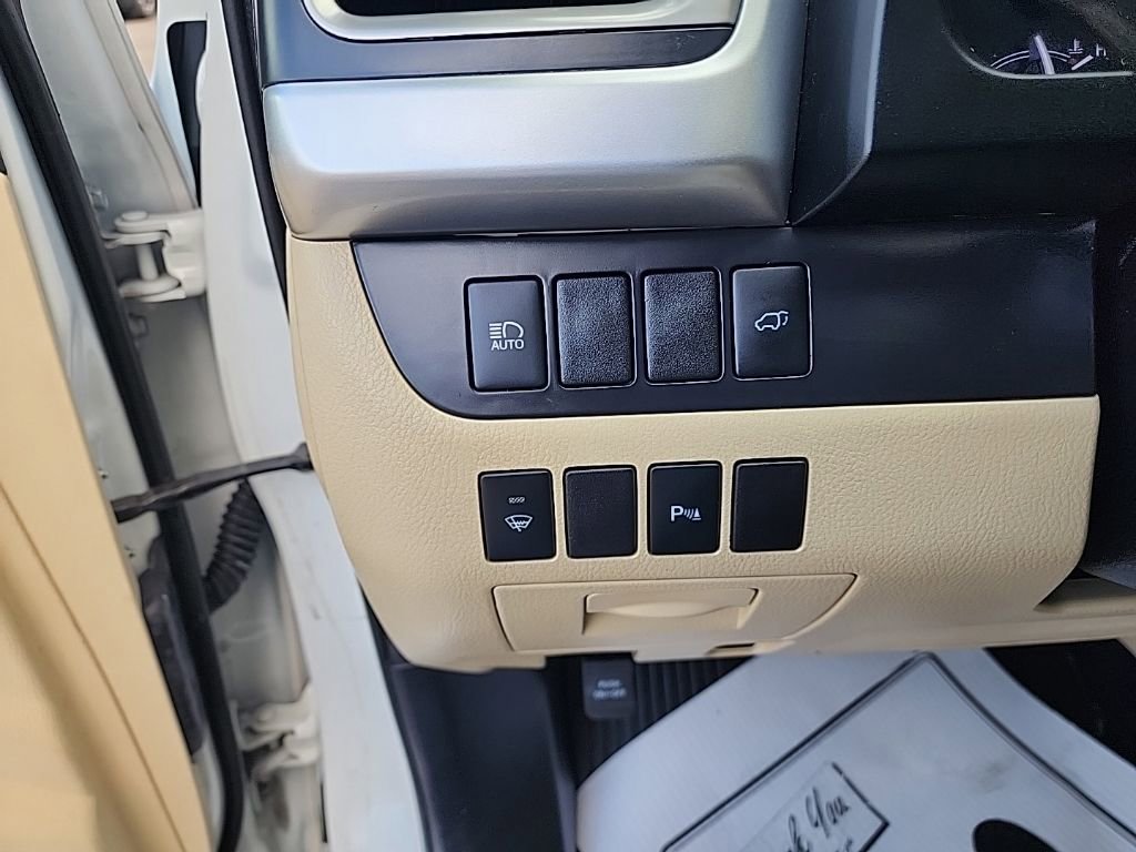 Used 2019 Toyota Highlander Limited AWD/4WD image 15