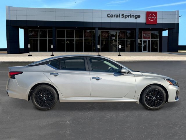 New 2025 Nissan Altima 2.5 SV w/ SV Special Edition Package image 6