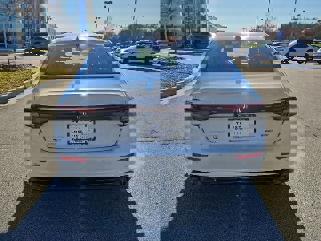 Used 2025 Honda Accord EX-L image 9