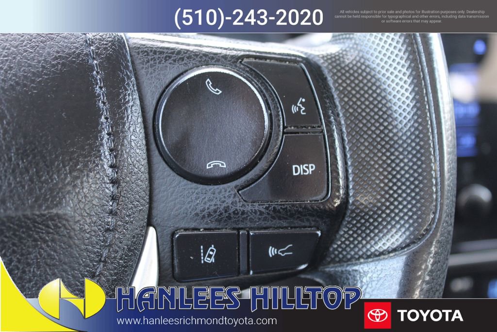 Used 2019 Toyota Corolla LE image 30