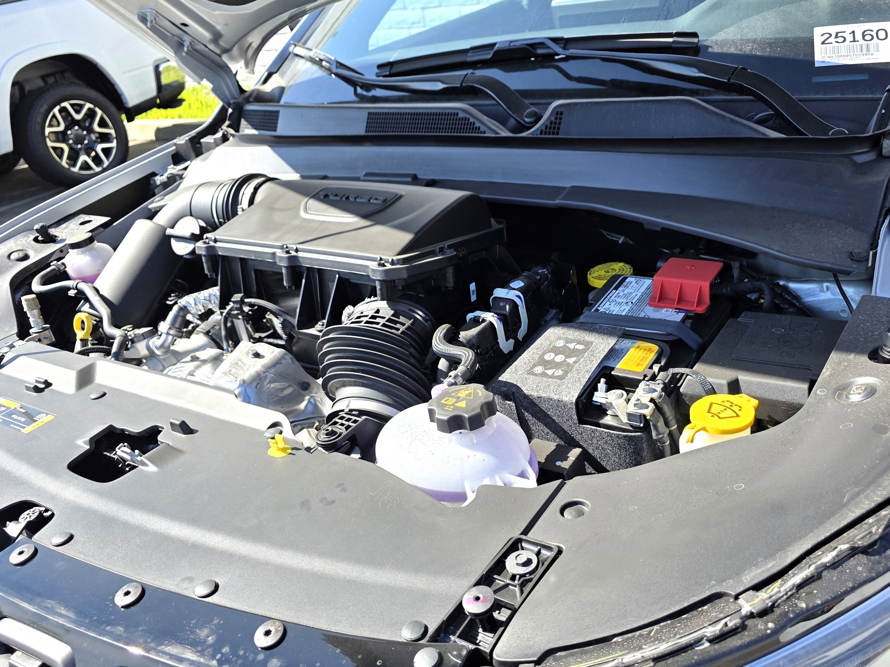 New 2025 Jeep Compass Latitude w/ Altitude Special Edition image 16