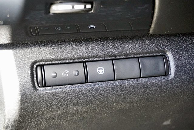 Used 2024 Nissan Pathfinder SV FWD image 34