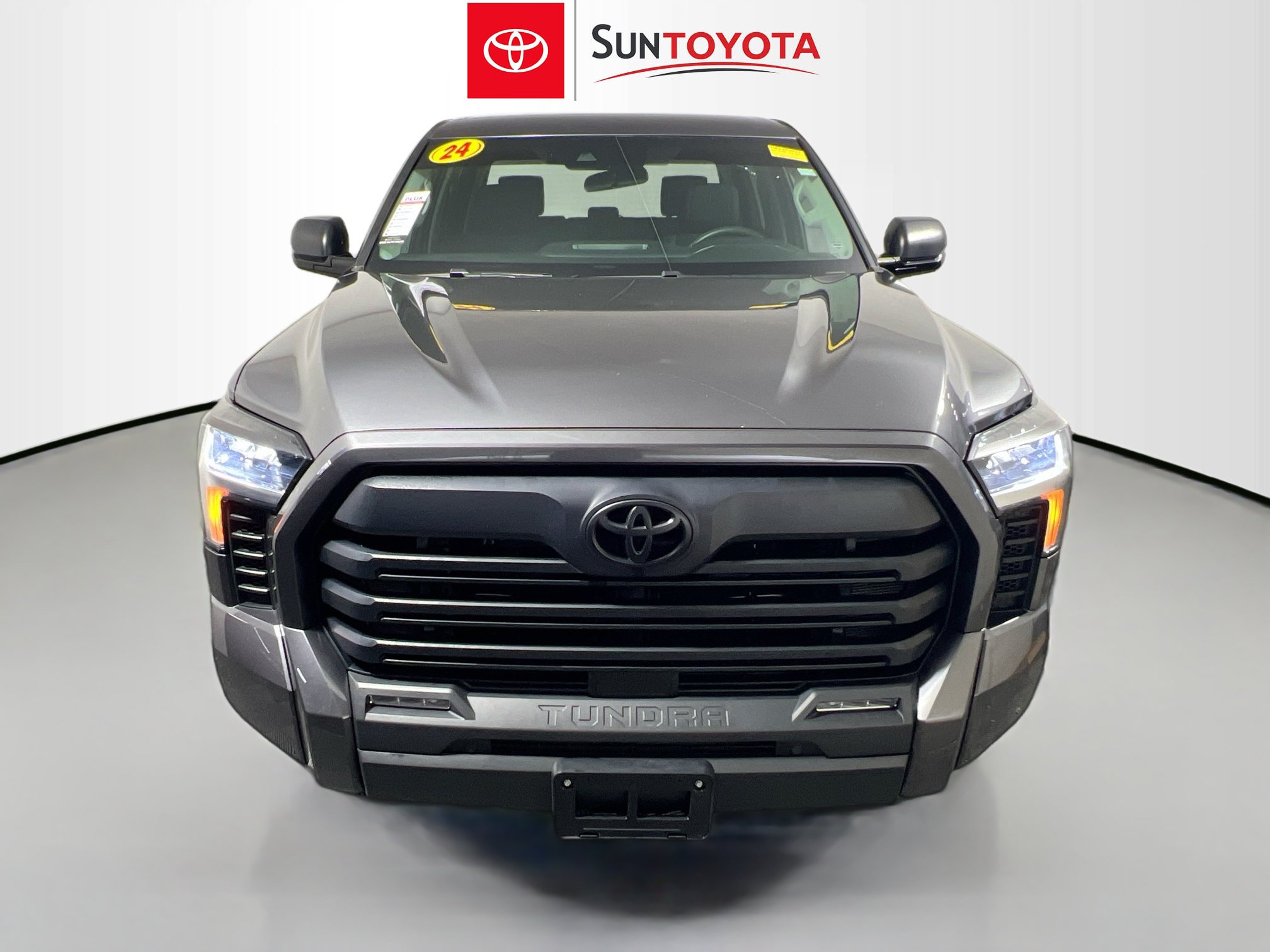 Used 2024 Toyota Tundra SR5 w/ SR5 Convenience Package AWD/4WD image 10