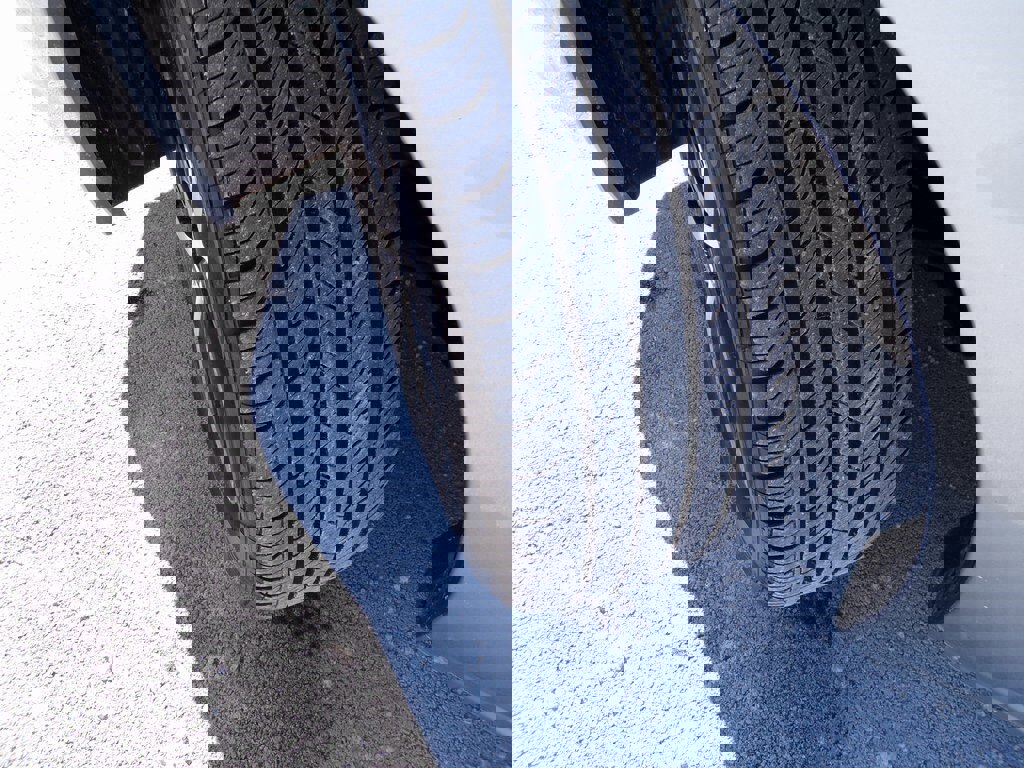 Used 2023 Subaru Impreza Premium image 3