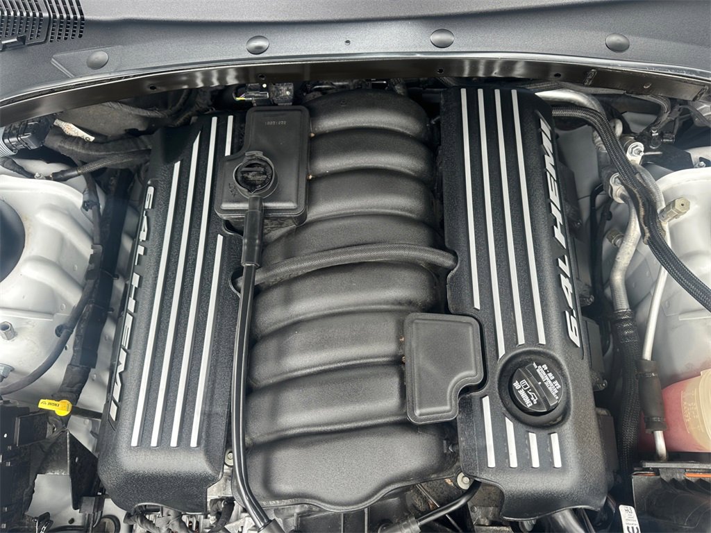 Certified 2023 Chrysler 300 C image 34