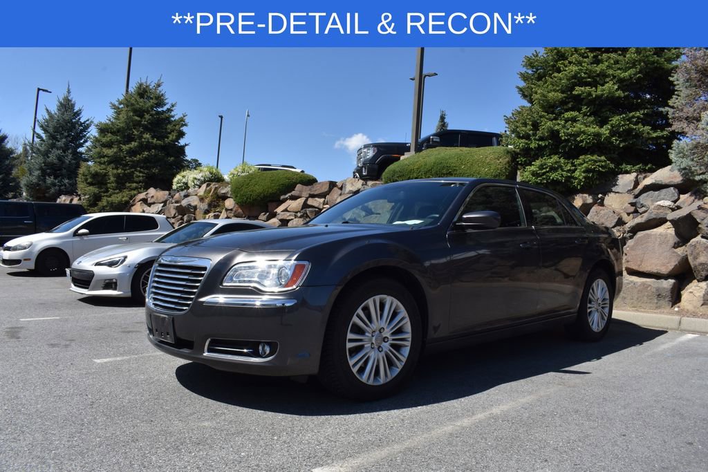 Used 2014 Chrysler 300 AWD w/ Driver Convenience Group image 1