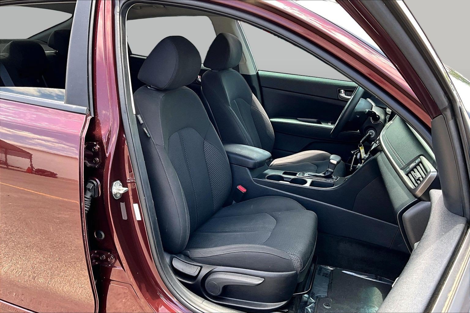 Used 2018 Kia Optima LX FWD image 7