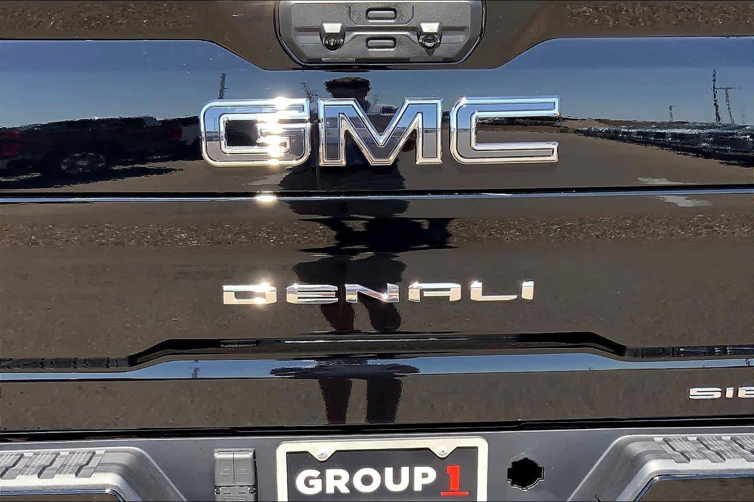Used 2024 GMC Sierra 2500 Denali Ultimate AWD/4WD image 31