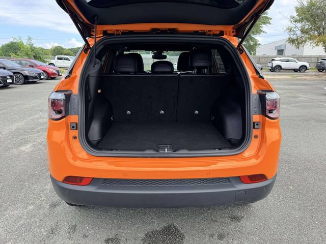 Used 2026 Jeep Compass Limited AWD/4WD image 12