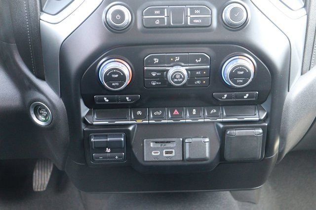 Used 2022 Chevrolet Silverado 1500 LT w/ Convenience Package II image 18