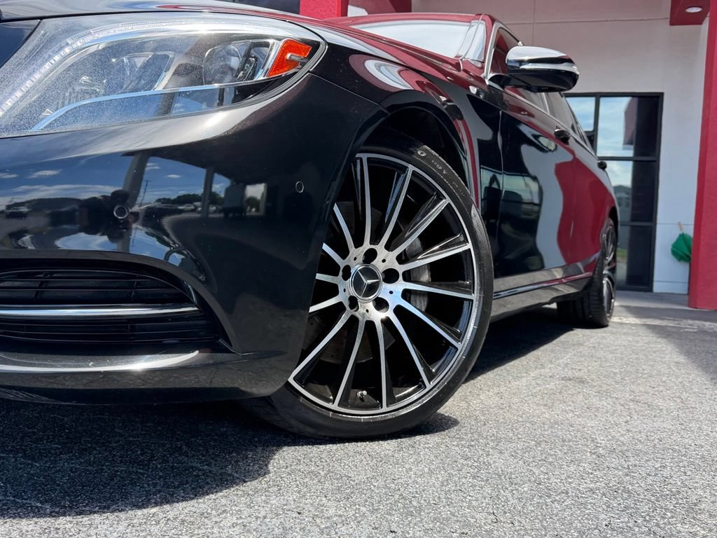 Used 2017 Mercedes-Benz S 550 4MATIC Sedan image 2