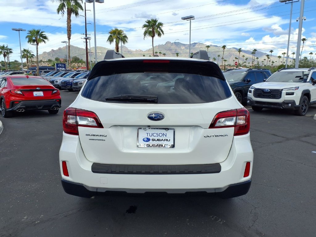 Used 2015 Subaru Outback 2.5i Limited AWD/4WD image 11